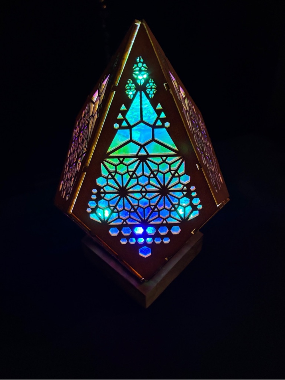 Decorative Geometric Wooden Light